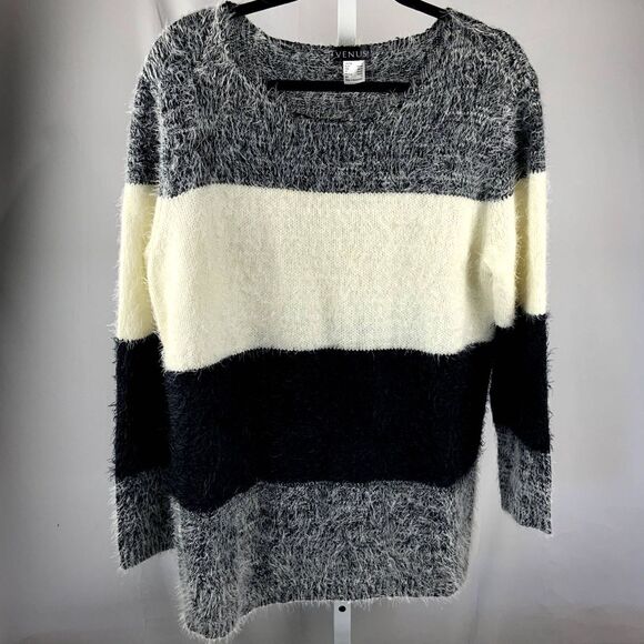 NWOT! Fuzzy (Rabbit Hair Feel) VENUS Color Block Sweater Grey/Cream/Black Size L - Picture 1 of 8